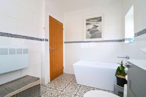 Photo 1- click for photo gallery